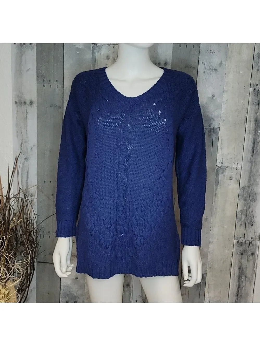 Pure Handknit cozy cre neck sweater